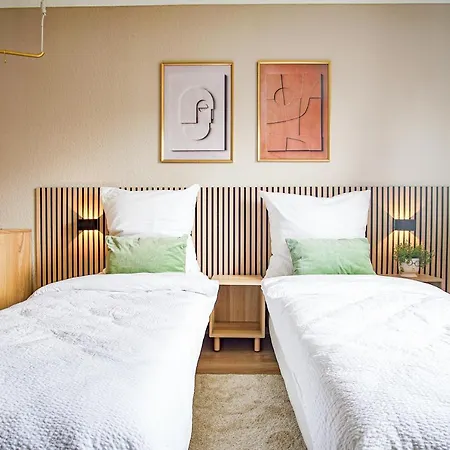 Homefy Boho - Free Parking - Self Check-in - Elevator Apartment Essen